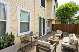 9233 Laguna Pointe, Elk Grove, CA 95758 - Photo 12