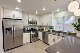9233 Laguna Pointe, Elk Grove, CA 95758 - Photo 4