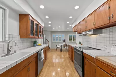 2597 Malaga Dr, San Jose, CA 95125 - Photo 10
