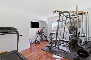 7185 Orchard Dr, Gilroy, CA 95020 - Photo 16