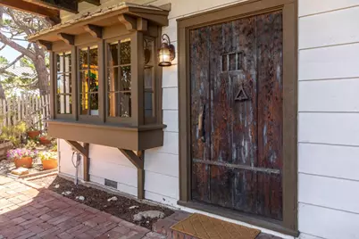 1122 Harrison St, Monterey, CA 93940 - Photo 4