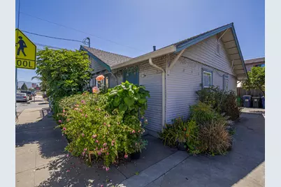 406 E 5th St, Watsonville, CA 95076 - Photo 10