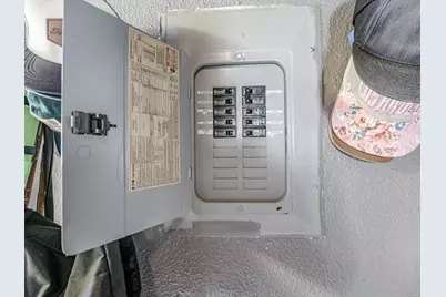 406 E 5th St, Watsonville, CA 95076 - Photo 18