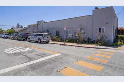 406 E 5th St, Watsonville, CA 95076 - Photo 8