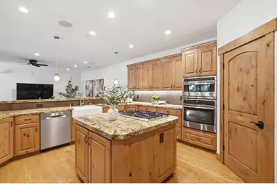 12401 Merriman Ln, Gilroy, CA 95020 - Photo 12