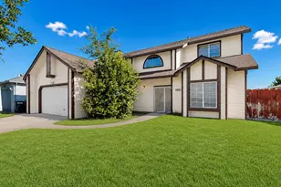 1961 Nikki Ann Way, Turlock, CA 95380 - Photo 2