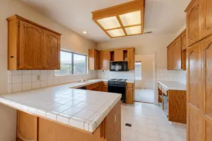 1961 Nikki Ann Way, Turlock, CA 95380 - Photo 16