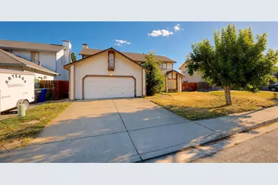 1961 Nikki Ann Way, Turlock, CA 95380 - Photo 4
