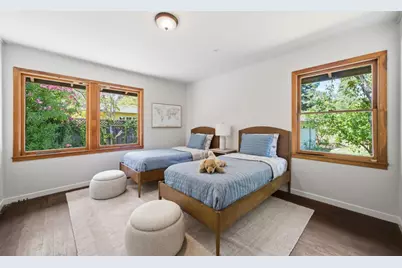 24285 Summerhill Ave, Los Altos, CA 94024 - Photo 20