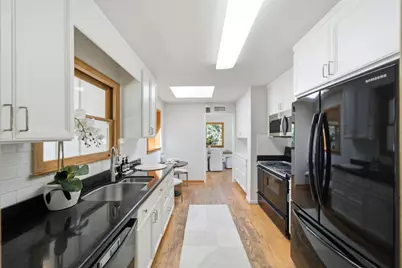 24285 Summerhill Ave, Los Altos, CA 94024 - Photo 18