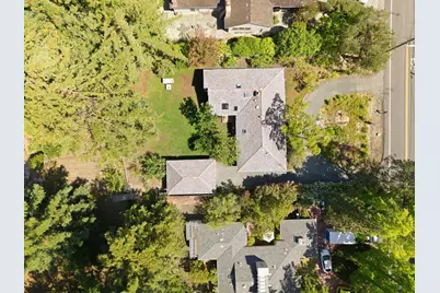 24285 Summerhill Ave, Los Altos, CA 94024 - Photo 32