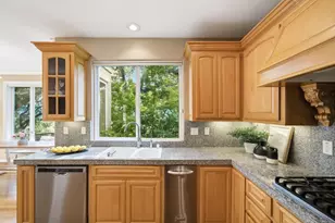 8411 Goldenrod Cir, Gilroy, CA 95020 - Photo 14