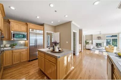 8411 Goldenrod Cir, Gilroy, CA 95020 - Photo 16
