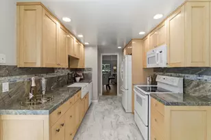 6131 Montgomery Ct, San Jose, CA 95135 - Photo 18