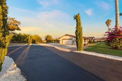 433 Briggs Rd, Hollister, CA 95023 - Photo 4