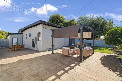 2293 W Hedding St, San Jose, CA 95128 - Photo 38