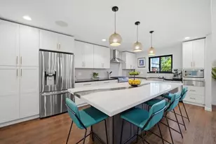 17070 Viewcrest Ln, Morgan Hill, CA 95037 - Photo 2