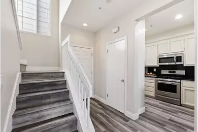 504 Shoal Cir, Redwood City, CA 94065 - Photo 16