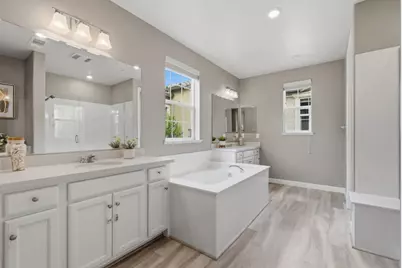1429 Poppy Ln, Hayward, CA 94545 - Photo 22