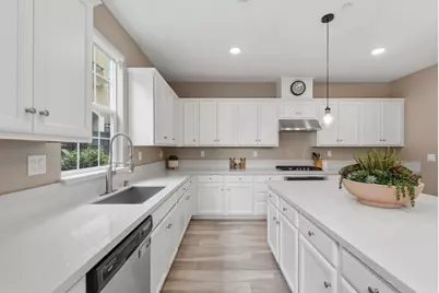 1429 Poppy Ln, Hayward, CA 94545 - Photo 8