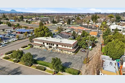 825 9th St, Marysville, CA 95901 - Photo 1
