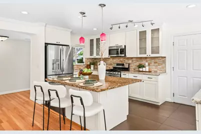 837 Nectarine Ave, Sunnyvale, CA 94087 - Photo 8