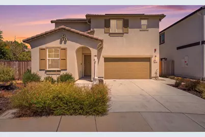 9192 Wickham Ct, Gilroy, CA 95020 - Photo 2