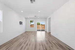 9192 Wickham Ct, Gilroy, CA 95020 - Photo 10