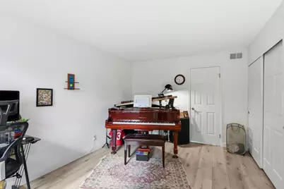 2561 Yerba Bank, San Jose, CA 95121 - Photo 22