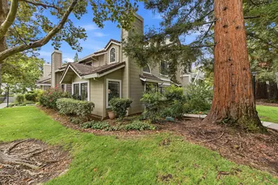 2561 Yerba Bank, San Jose, CA 95121 - Photo 4