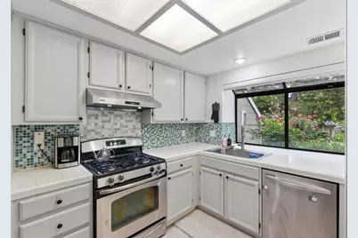 2561 Yerba Bank, San Jose, CA 95121 - Photo 14
