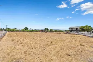 141 Arroyo Seco Dr, Hollister, CA 95023 - Photo 42