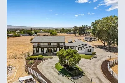 141 Arroyo Seco Dr, Hollister, CA 95023 - Photo 20