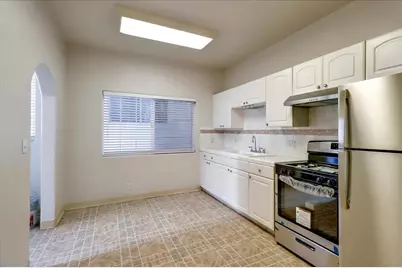 98 E Saint John St, San Jose, CA 95112 - Photo 12