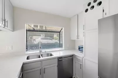 1524 Willard Garden Ct, San Jose, CA 95126 - Photo 28