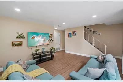 9021 Posada Way, Sacramento, CA 95826 - Photo 4