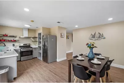 9021 Posada Way, Sacramento, CA 95826 - Photo 6