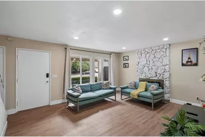 9021 Posada Way, Sacramento, CA 95826 - Photo 2
