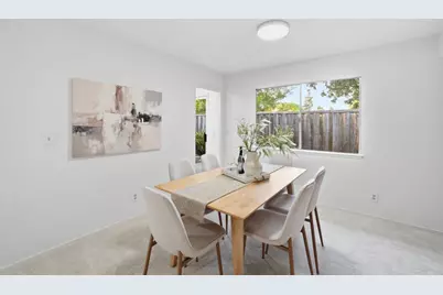 1251 E Fremont Ter, Sunnyvale, CA 94087 - Photo 8