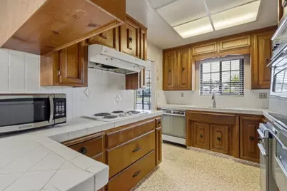 1505 Atherton Way, Salinas, CA 93906 - Photo 14