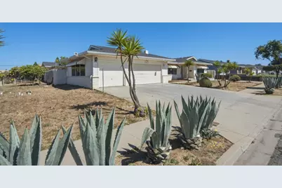 1505 Atherton Way, Salinas, CA 93906 - Photo 2