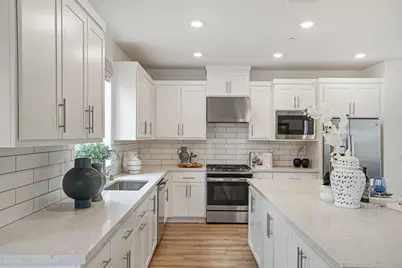 37751 Hickory St, Newark, CA 94560 - Photo 12