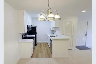 2728 Somerset Park Cir, San Jose, CA 95132 - Photo 2