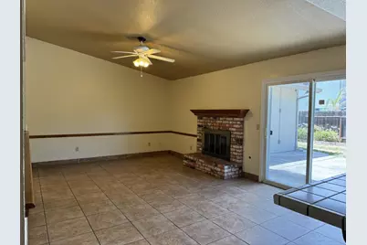 3437 Estate Dr, Stockton, CA 95209 - Photo 10
