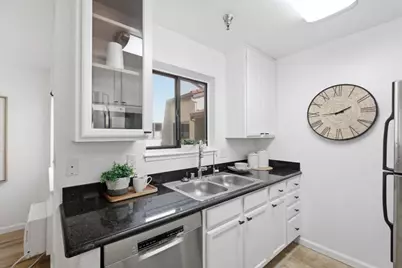 880 Fremont 729, Sunnyvale, CA 94087 - Photo 6