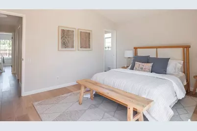 550 Anchor Cir, Redwood City, CA 94065 - Photo 16