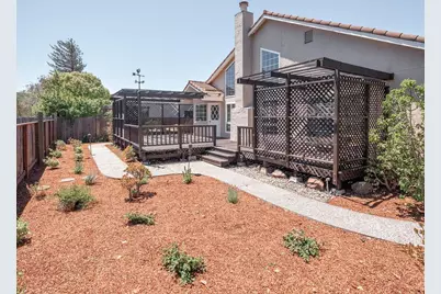 550 Anchor Cir, Redwood City, CA 94065 - Photo 24