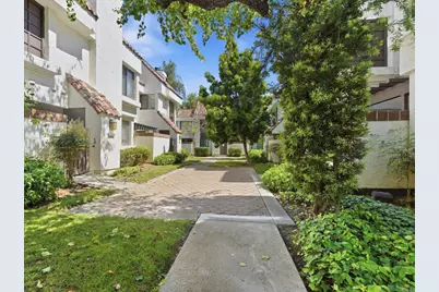 19811 Portal Plz, Cupertino, CA 95014 - Photo 22