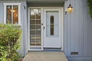 20115 Redwood Rd 7, Castro Valley, CA 94546 - Photo 2
