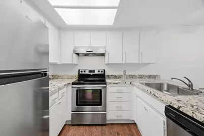 20115 Redwood Rd 7, Castro Valley, CA 94546 - Photo 10